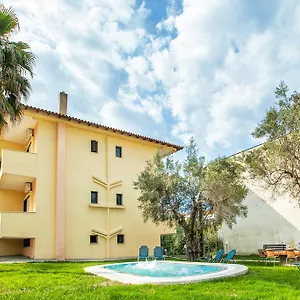 Lemon Garden Apartment